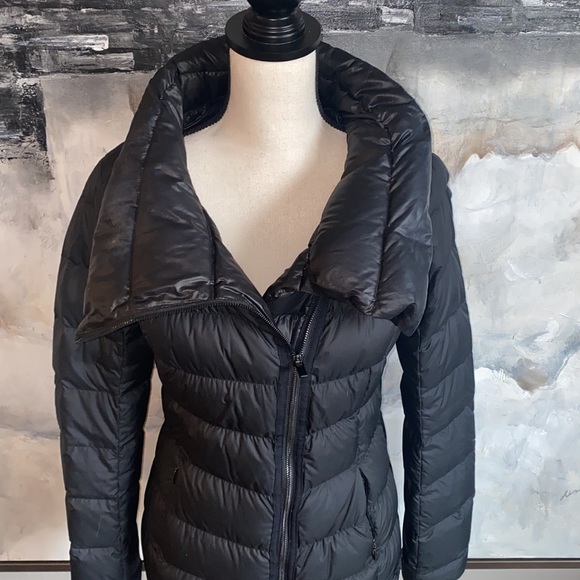 Athleta Puffer Coat - Picture 11 of 16